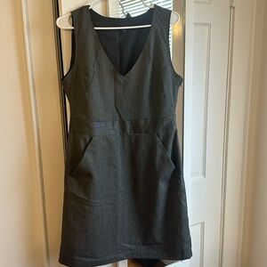 Gap gray lined dress with pockets